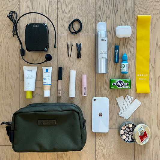 How our community packs with 02-GEAR BAG